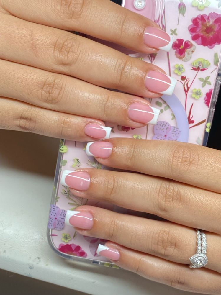 Medium Nail Art