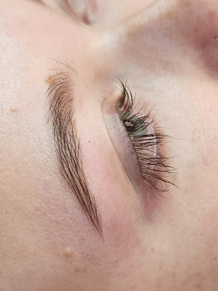 Brow tint