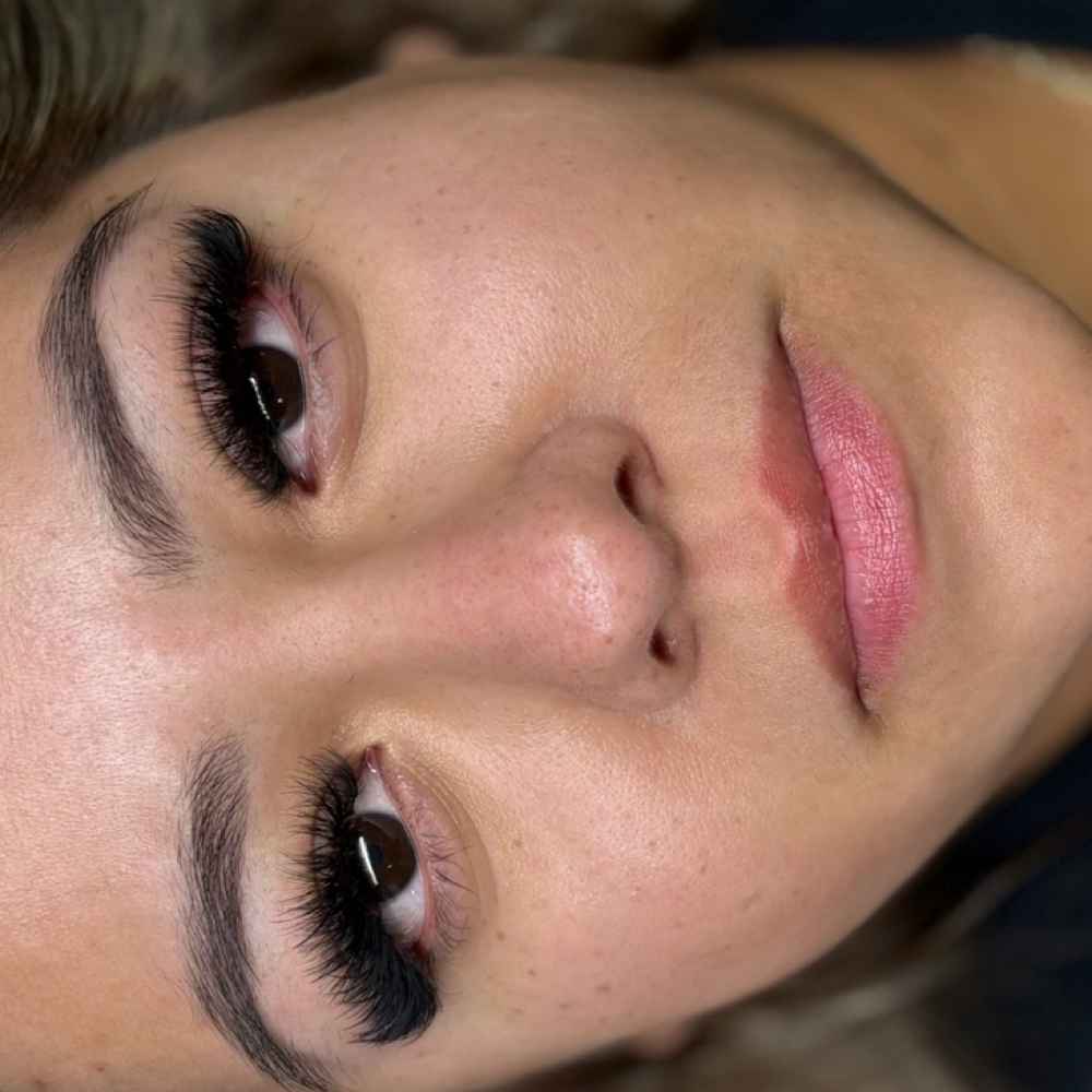 $150 Brittany’s Promo at Rua Lash Room in Fort Worth, TX