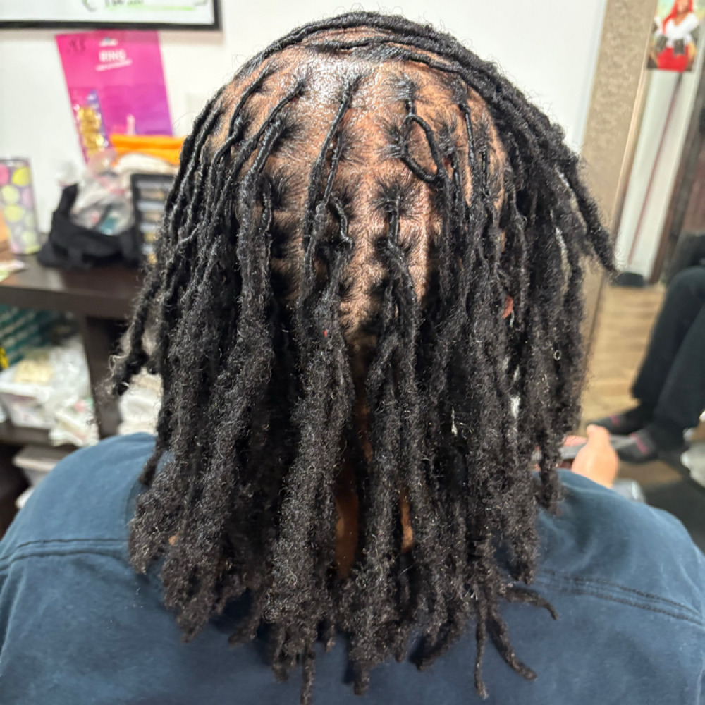 Retwist Past Shoulder Length at KYS MY LOCS in Panama City, FL