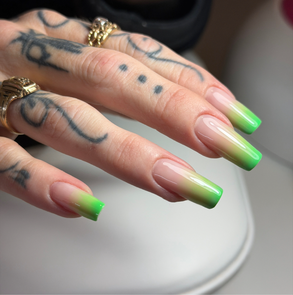Ukrainian Manicure L (long) at VONĀ Private Studio in Wichita, KS