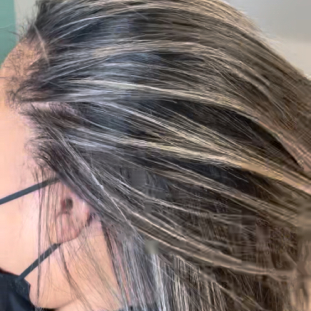 Face Framing highlights at So Chic Studio in Rockville, MD