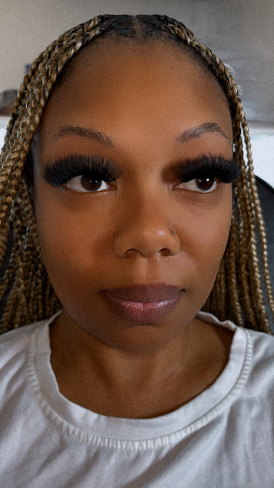 Lash Cluster at ThePinkPrint Beauty Bar in Memphis, TN