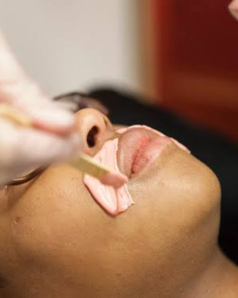 Deluxe Lip Or Chin Wax