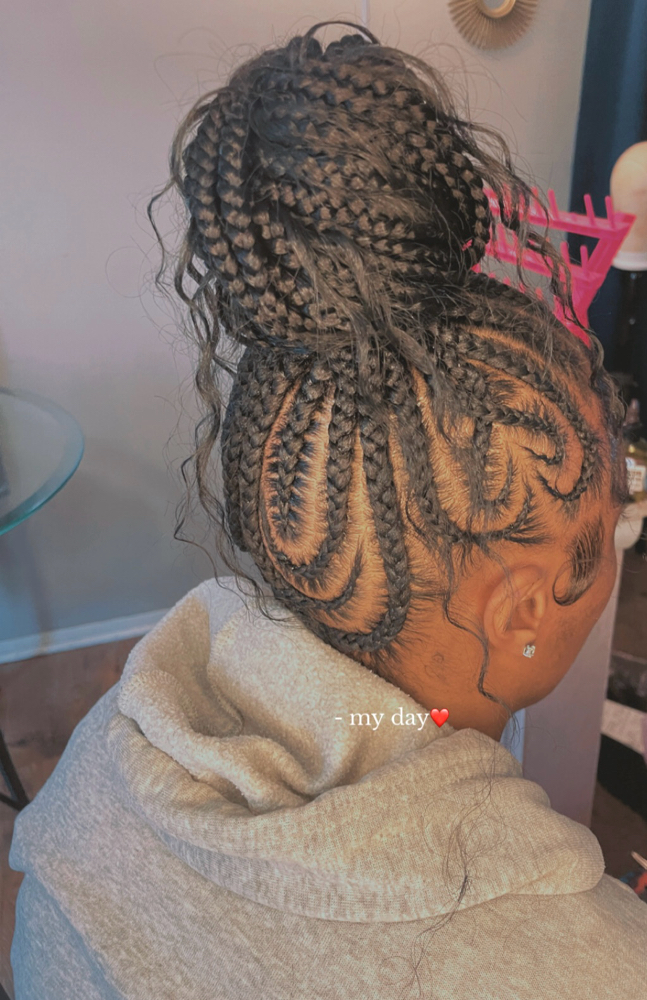 Medium Feedin Ponytail at StyledBy Ty in Milwaukee, WI