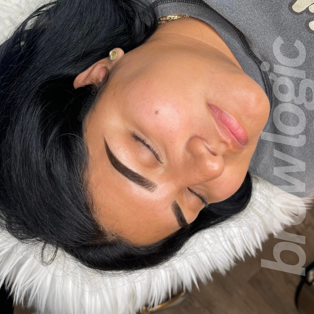 Ombre Brows