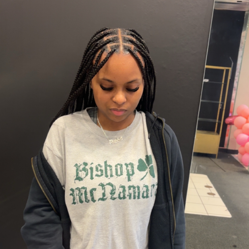 Medium Knotless Braids at StyledByDejaNajee in Bourbonnais, IL
