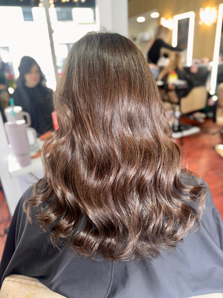 Women’s blow dry
