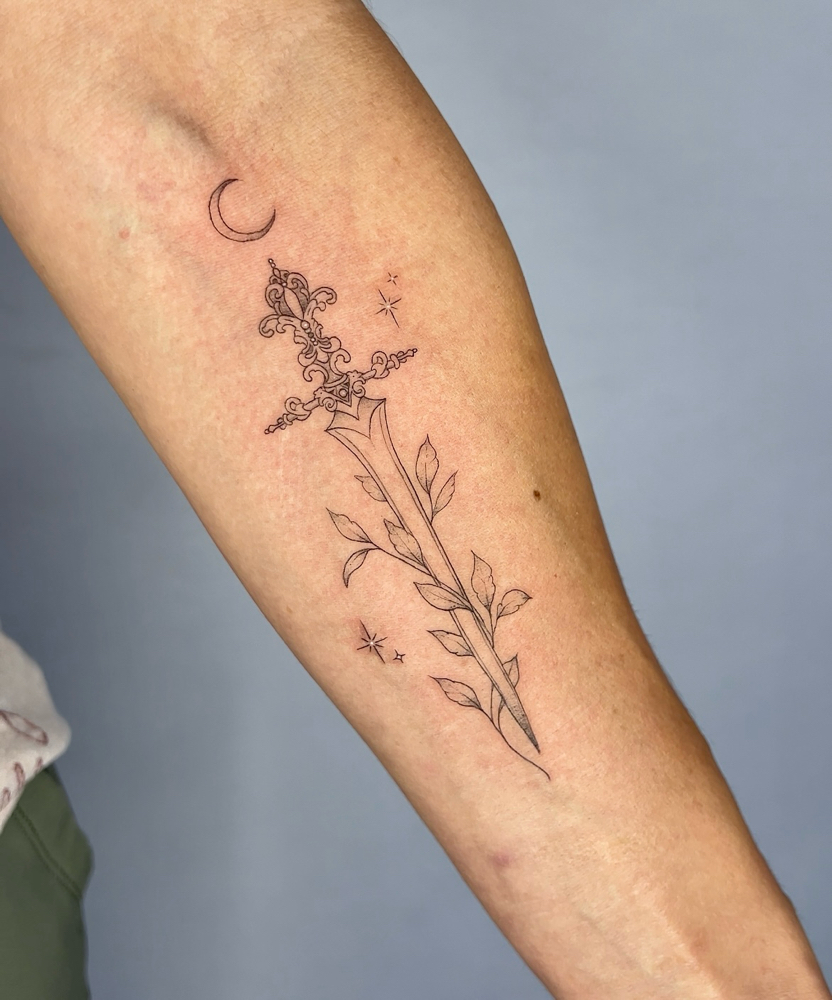 Medium Tattoo (3-5 Inches)