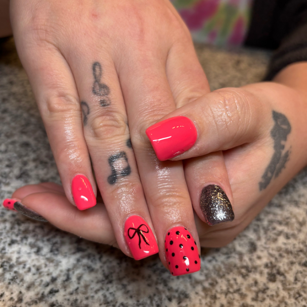 Short Acrylic Full Set at Aglow On The Go in Fairfield, ME