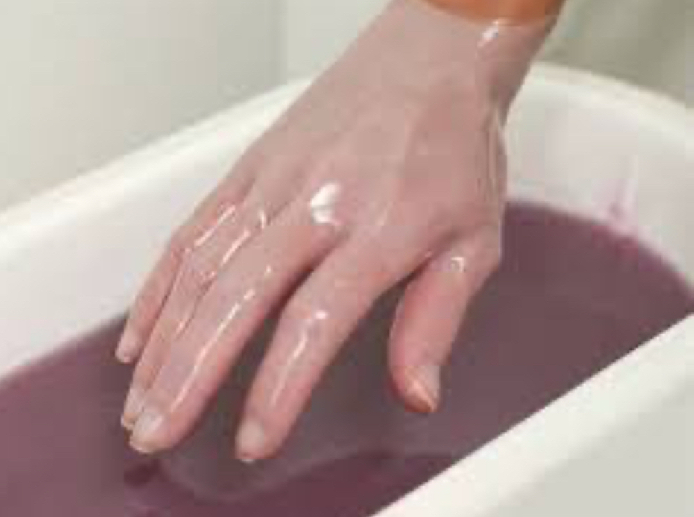 Paraffin Wax at Spa 21 in Hales corners, WI