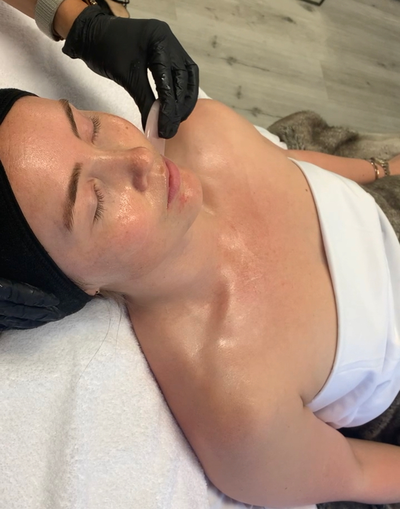 Platinum Hydrafacial