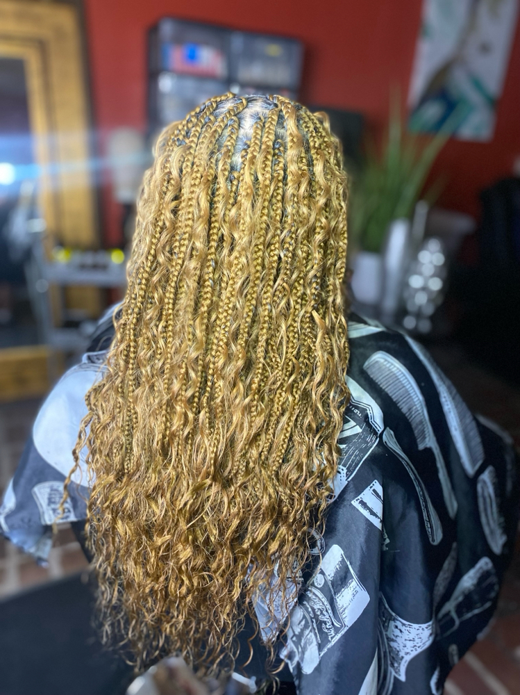 20” Bohemian Box/Knotless Braids