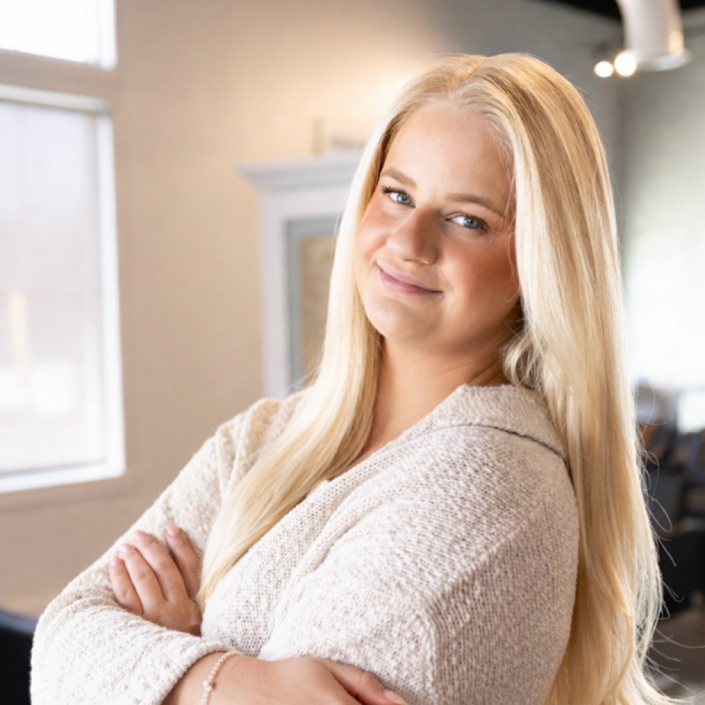 Full Tip Out Blowdry - Allie B at West Salon // South Boston in South Boston, MA