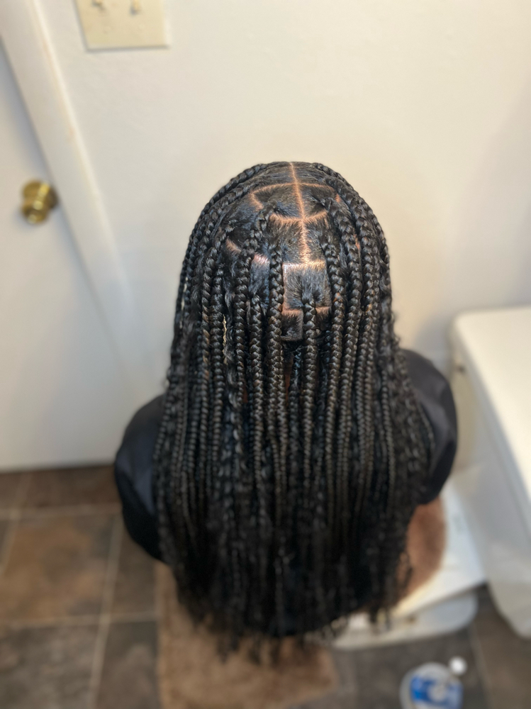 Large Butt Length Knotless