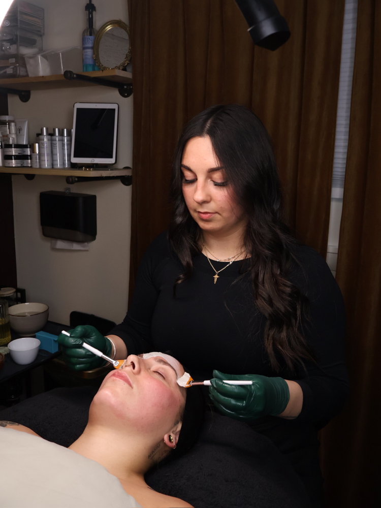 Signature 60 Minute Facial at Prima Beauty Parlor LLC in Dartmouth, MA