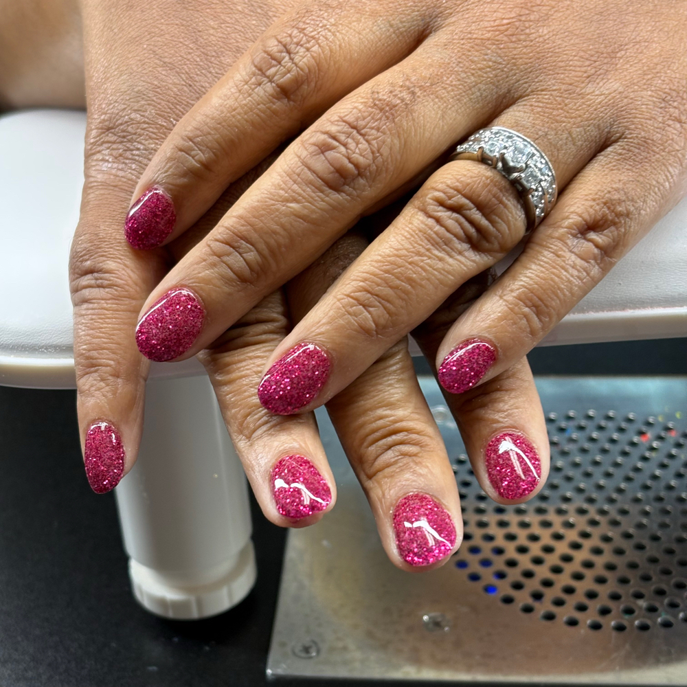 Dip Nails at Mo Sugar in Denton, TX