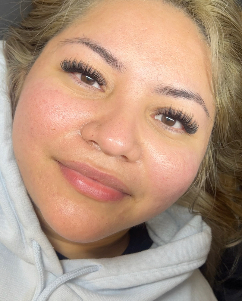 Eyelash Extensions Wet/Mixed Fill