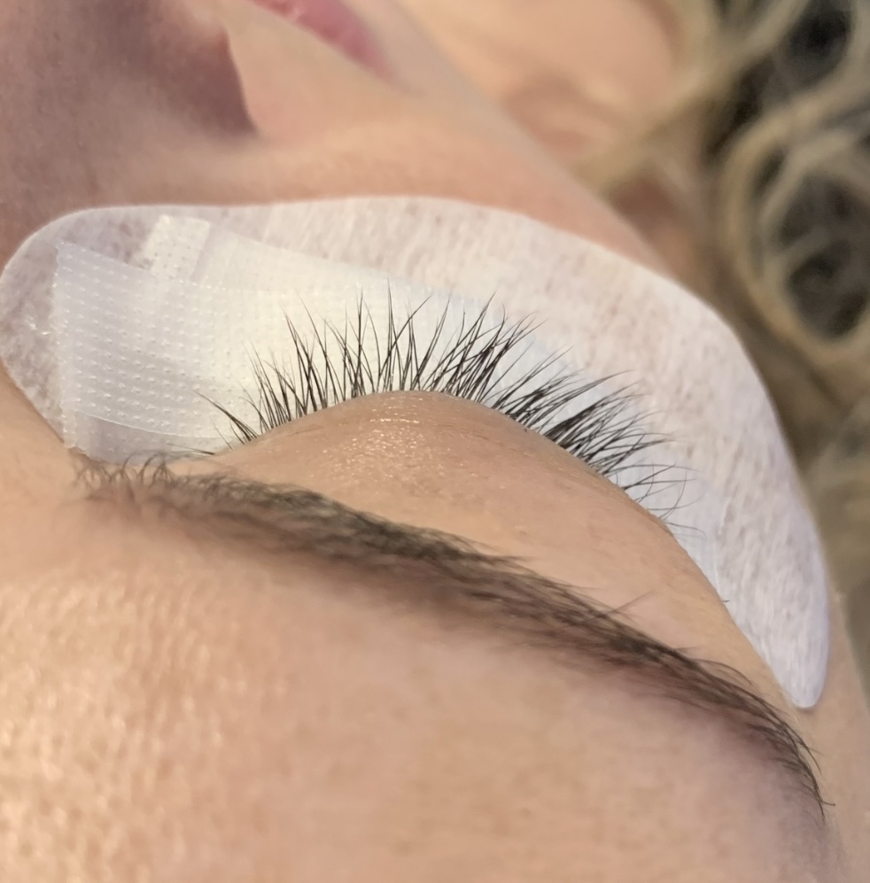 Lash Extension Removal