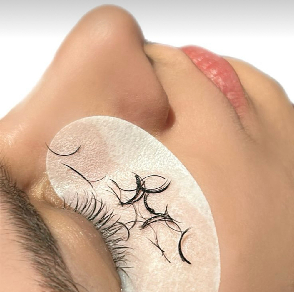 Lash Removal