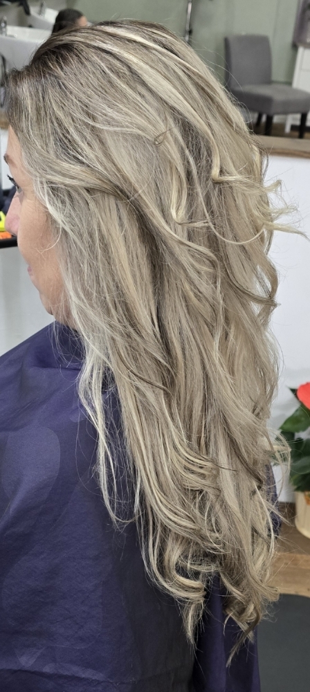 Full Head Blonding Highlights