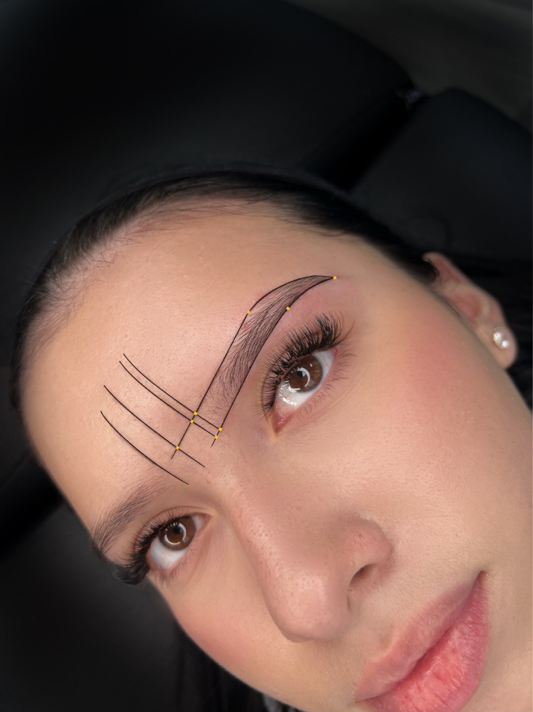 Brow Shaping & Henna + Lamination