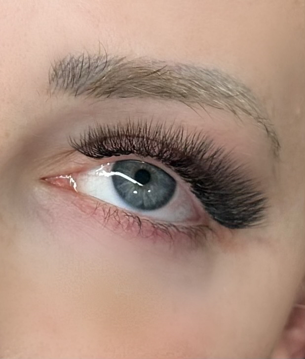 Eyelash 4 Week Fill