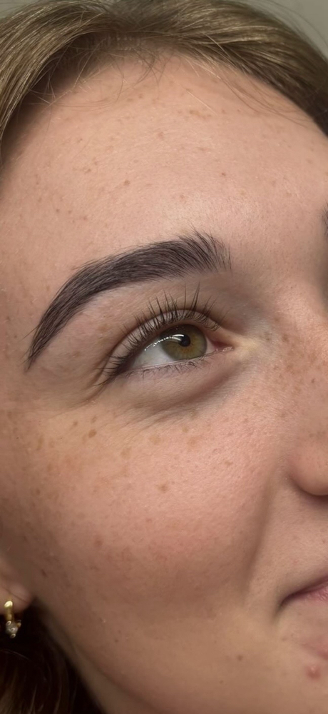 Brow Lamination and Tint