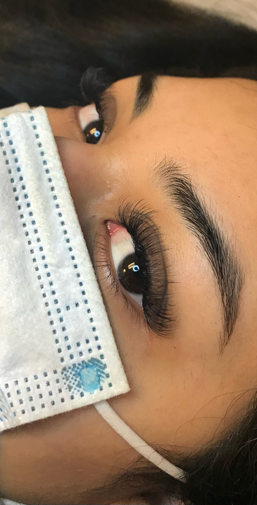 Pestaña Hibrida con Volumen Suave