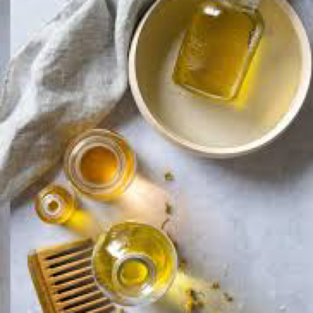 Hot Oil Scalp Massage at QueenDi Beauty in Los Angeles, CA