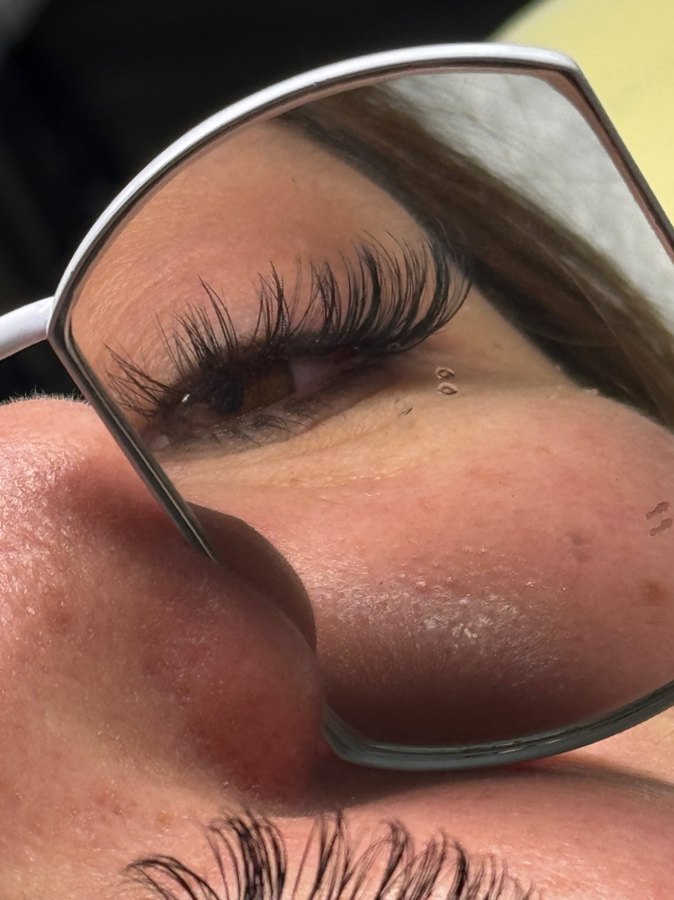 Eyelashes (classic) at SLAYEDBYGABS in Woodbridge, VA