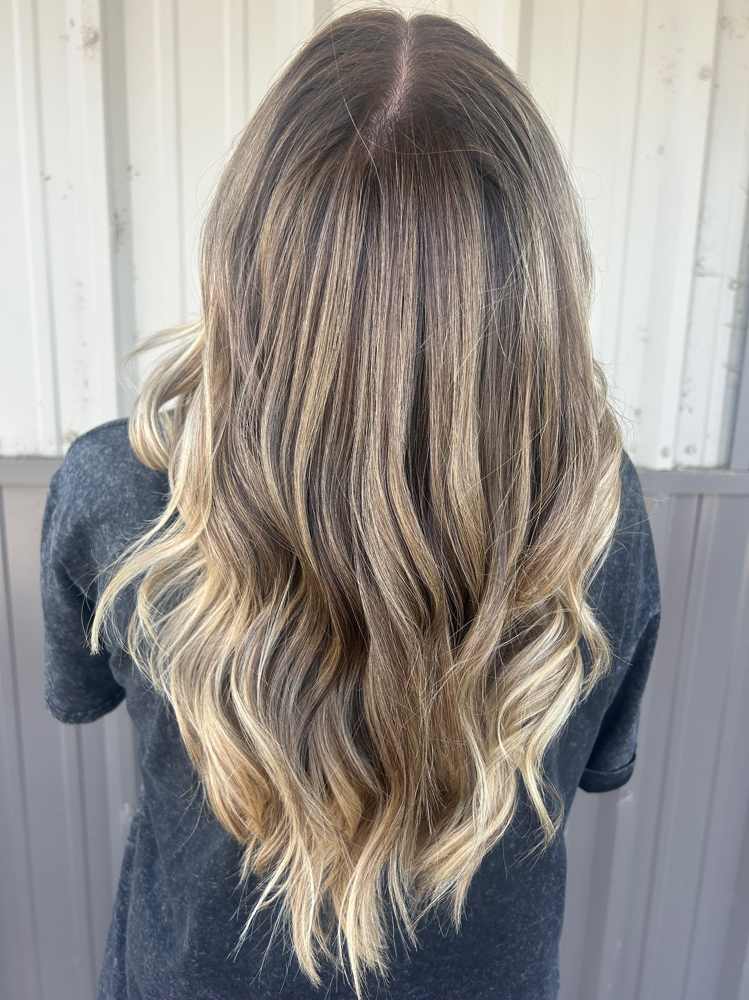 Teasy Lights W/Root Tap at Hair by Dana Taylor (Pembrook & Golden Co. Salons) in Fairview, OK