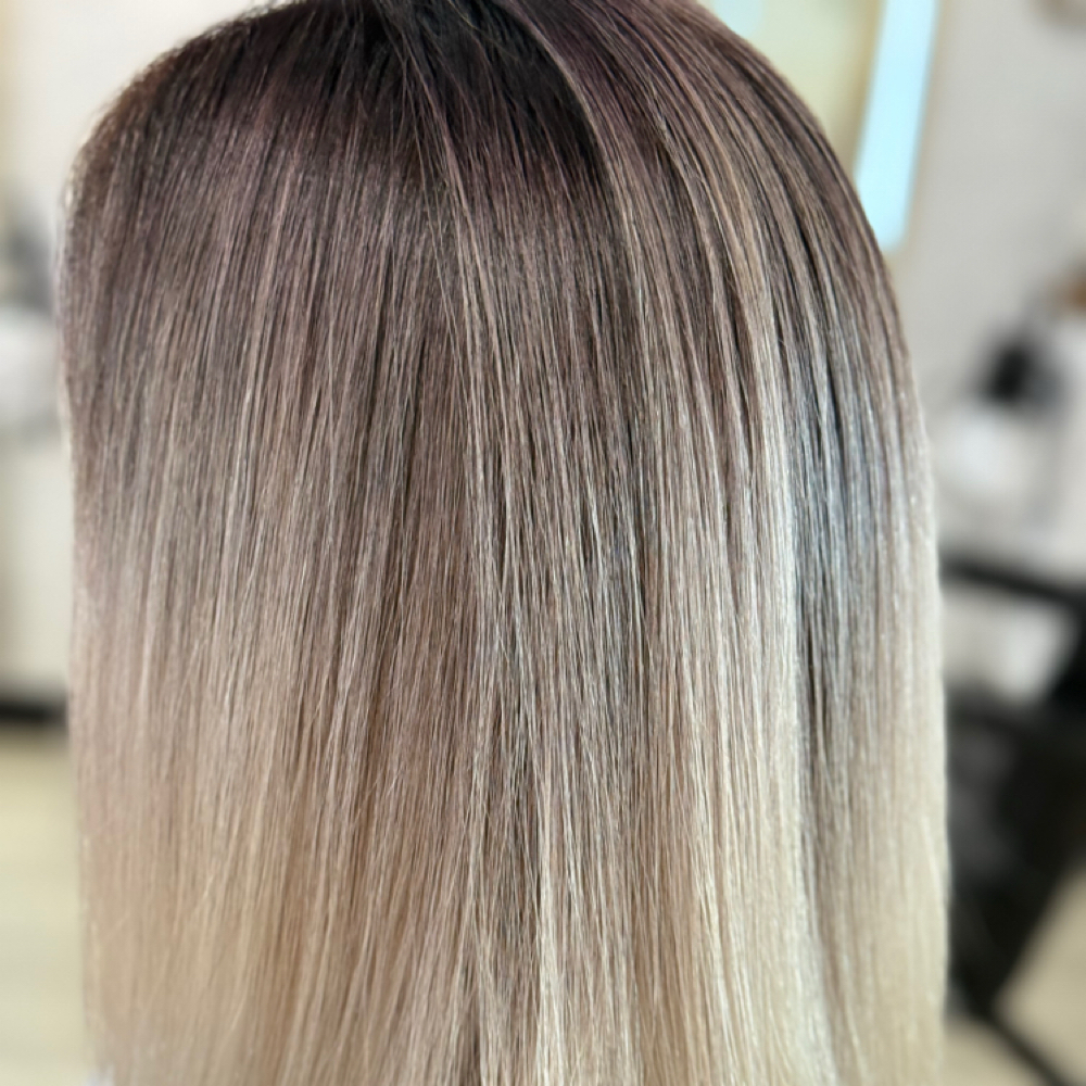 WOMEN’S HAIRCUT at Gina Del Villar in Pasadena, TX