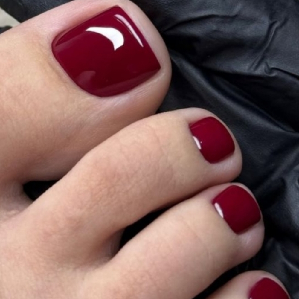 BIAB Gel Fibra Pedicure at The Topcoat Nails_Studio in Miami, FL