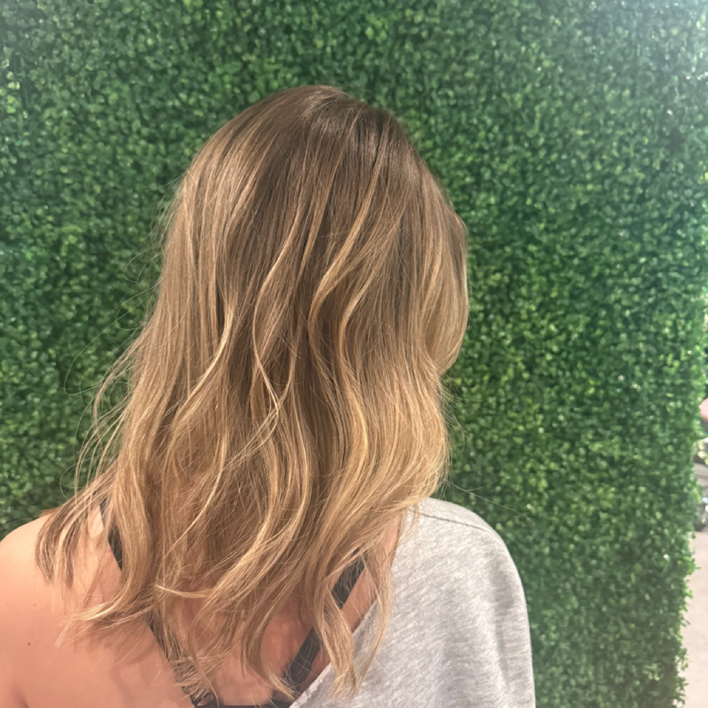 Weft Complete Removal at Beauty by Lex in Imperial, MO