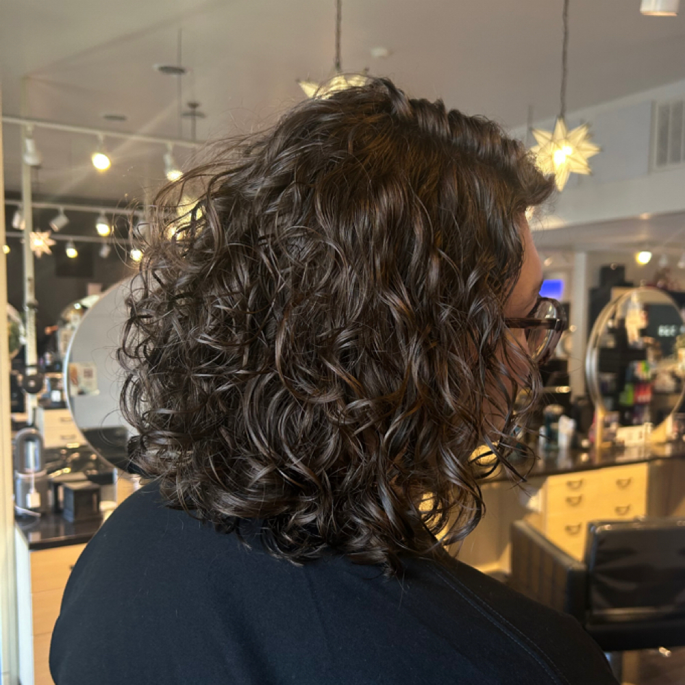 Womens Haircut at hairbybellaboo in Hagerstown Maryland, MD