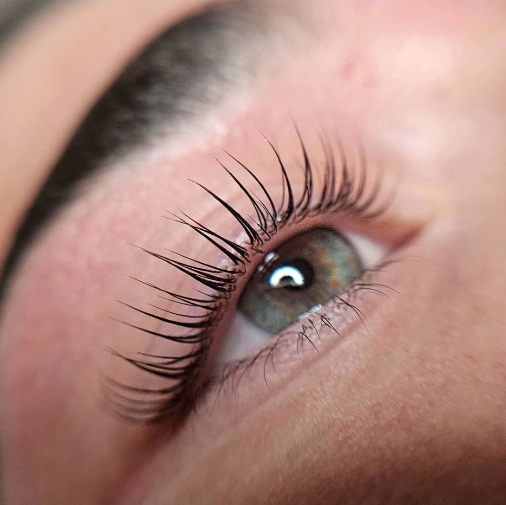 50% OFF LASH LIFT & TINT- BLACK FRI