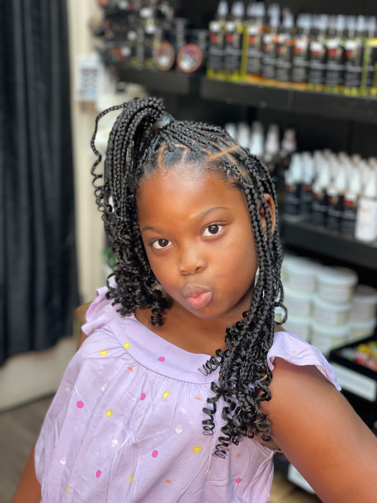 KIDS KNOTLESS BRAIDS