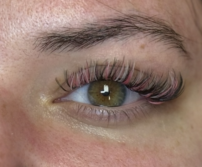 Freestyle Lash Set at Graceful Glow Aesthetics in paducah, KY