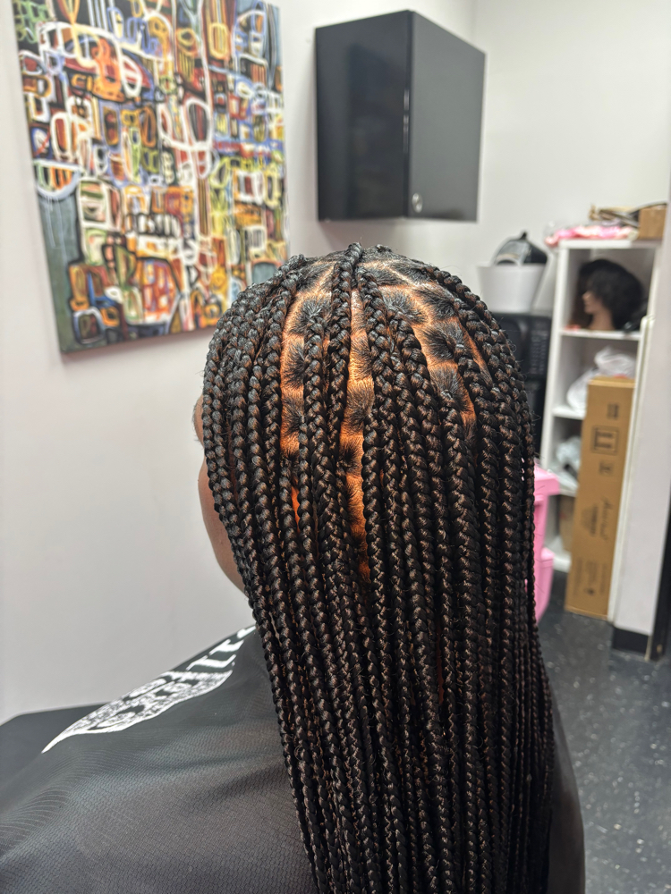 Knotless Braids at Rave Beauty Bar LLC in Phoenix, AZ