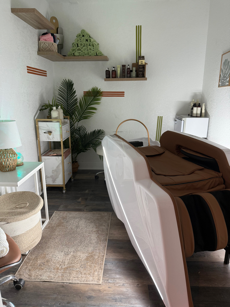 Hair Bond Head Spa Treatment