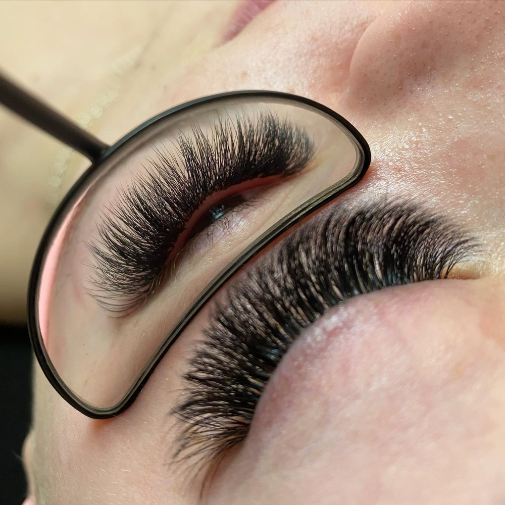 Volume Lash Extensions - FULL SET