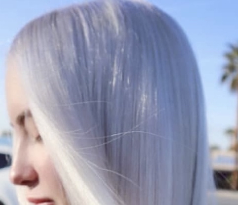 Total Blonde Retouch.