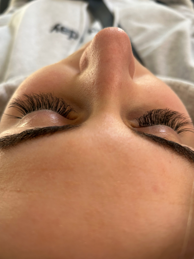 Lash Removal