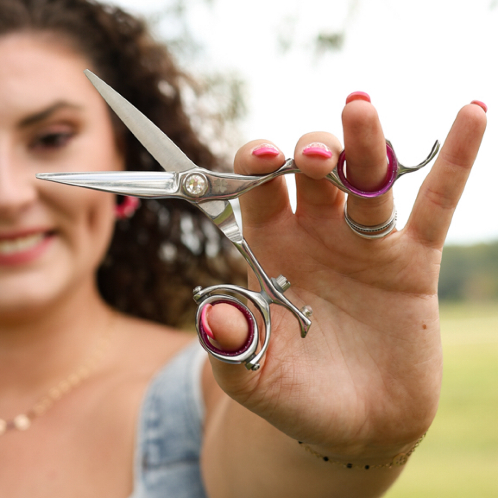 Women Haircut at Teased By Tissy in Hemingway, SC