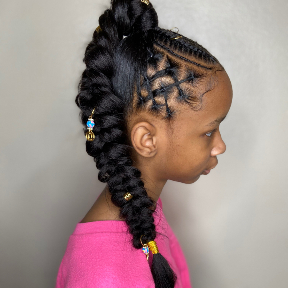 Statement Glam Ponytail at Styles By Kye in Chicago, IL