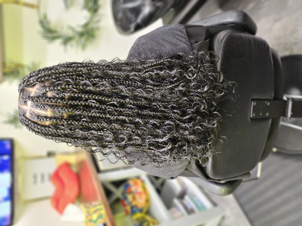 Medium Boho Knotless Braids at Curvygirlbeauty in Lee's Summit, MO