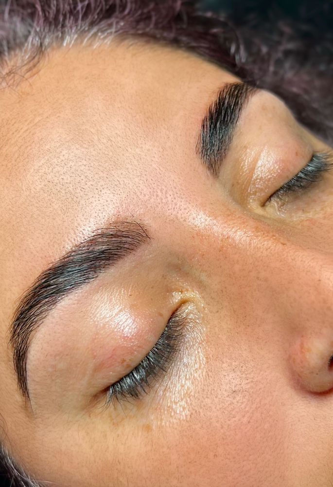 Brow Lamination + Tint