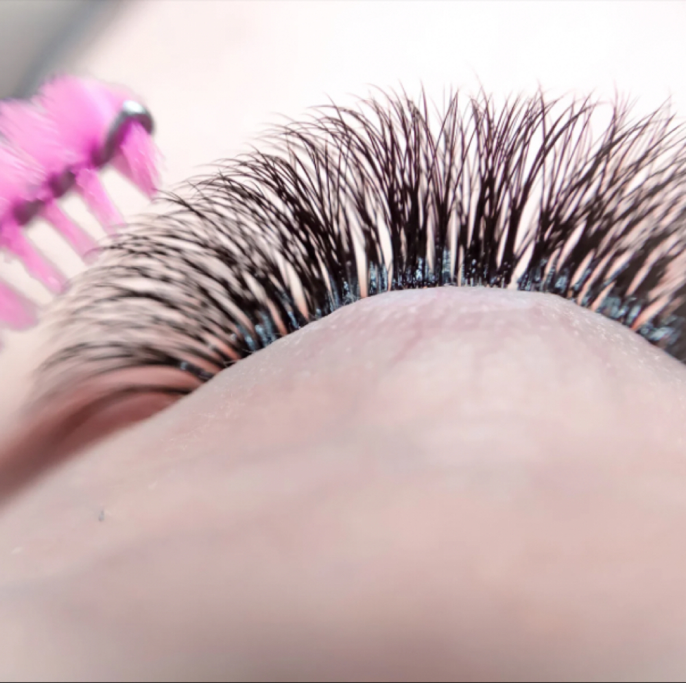 Full UV Lash Set at All Eyes On Me Esthetics in Billings/CutBank, MT