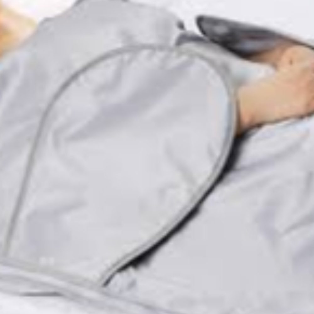 Infrared Sauna Blanket at Blue Diamond Bodysculpting in Willoughby, OH